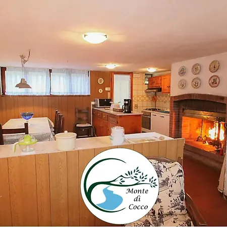 Del Monte Di Cocco Villa