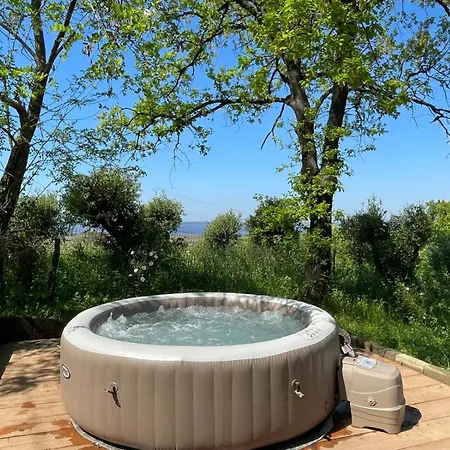 Del Monte Di Cocco Villa *