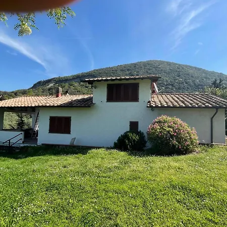 Del Monte Di Cocco Villa *